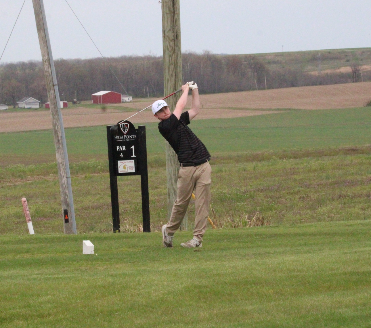 Golf Roundup: T-Birds go low; Sullivan freshman medals; Warriors win twice